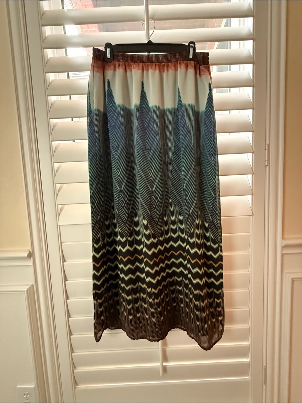 Maeve Feather-Print Pleated Maxi Skirt in Teal and Brown
